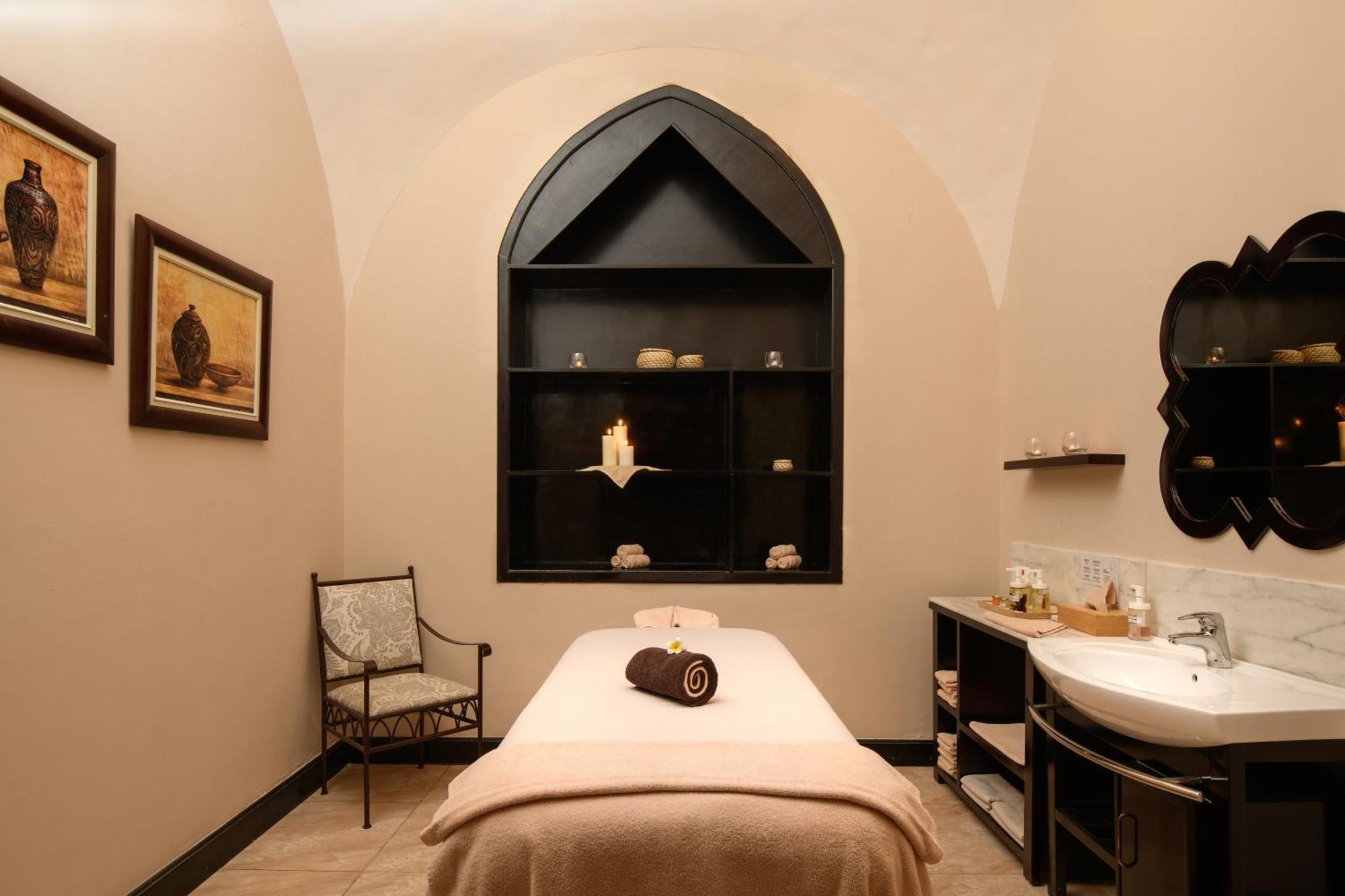 Iberotel Redsina Sharm el-Sheikh Bagian luar foto Treatment room at The Spa at The Westin Dubai