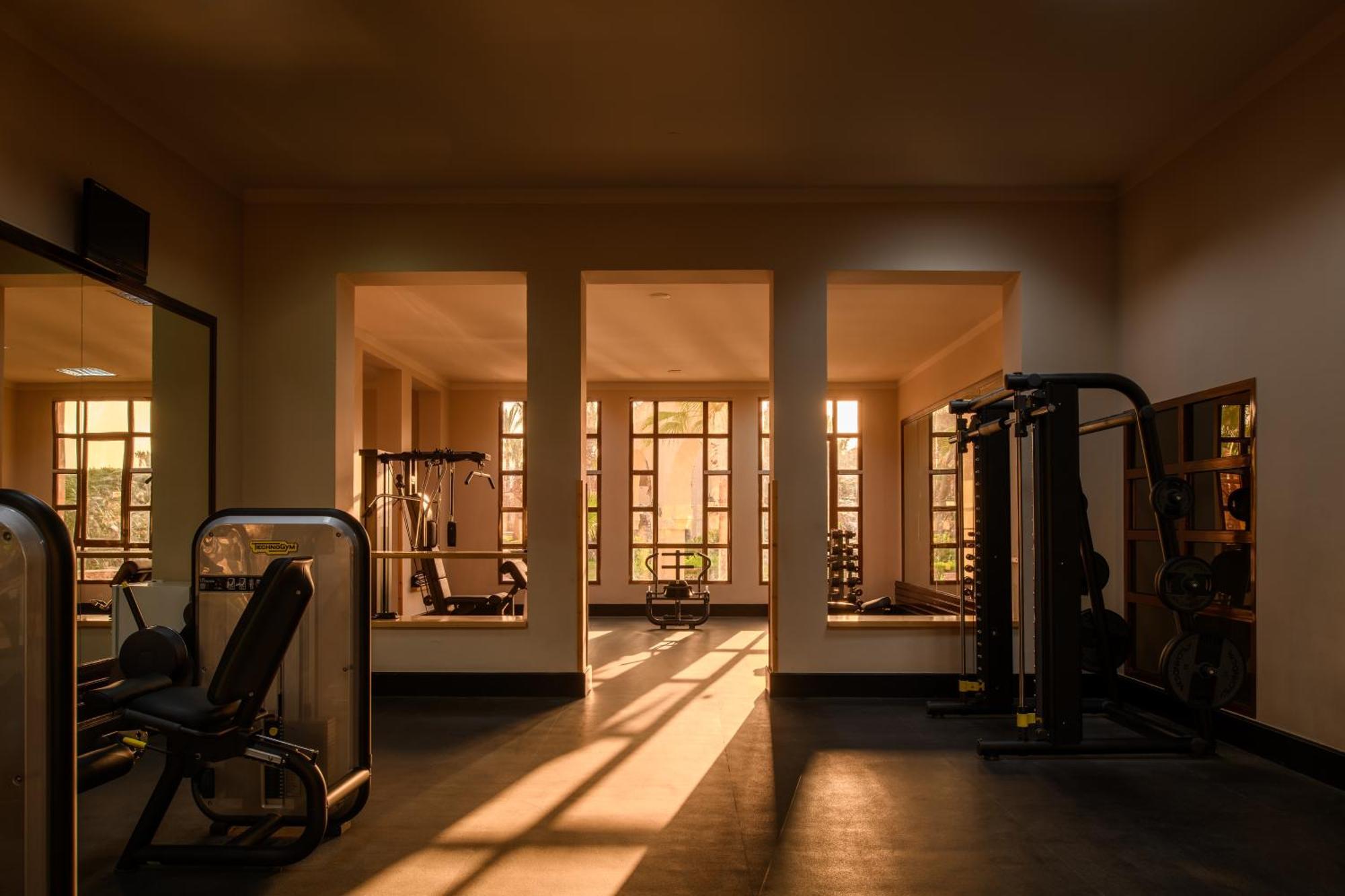 Iberotel Redsina Sharm el-Sheikh Bagian luar foto The gym at the hotel