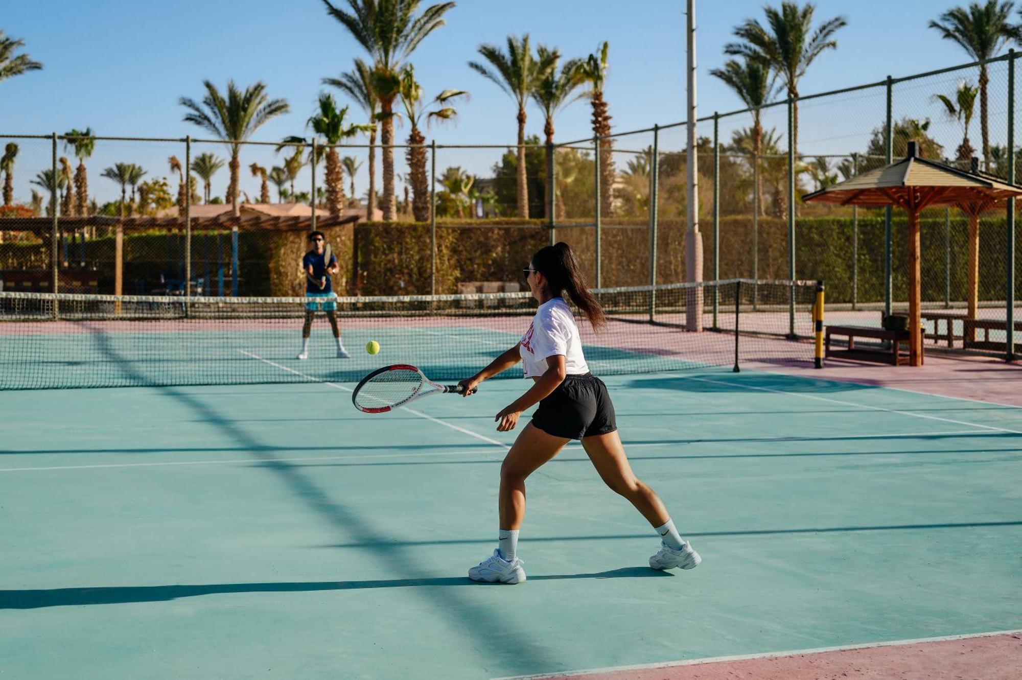 Iberotel Redsina Sharm el-Sheikh Bagian luar foto Tennis in Egypt